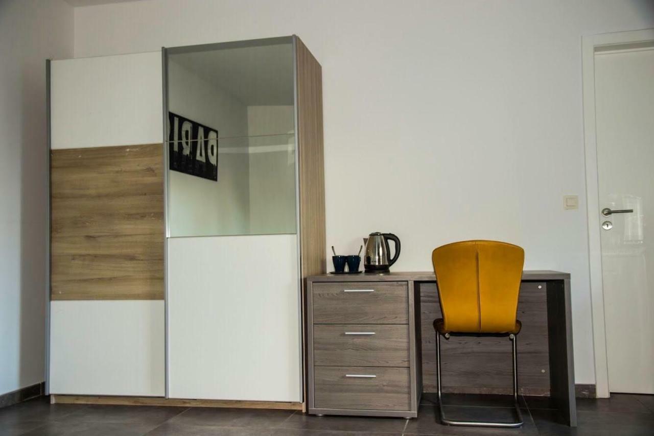 Residence La Floraison Anderlecht エクステリア 写真