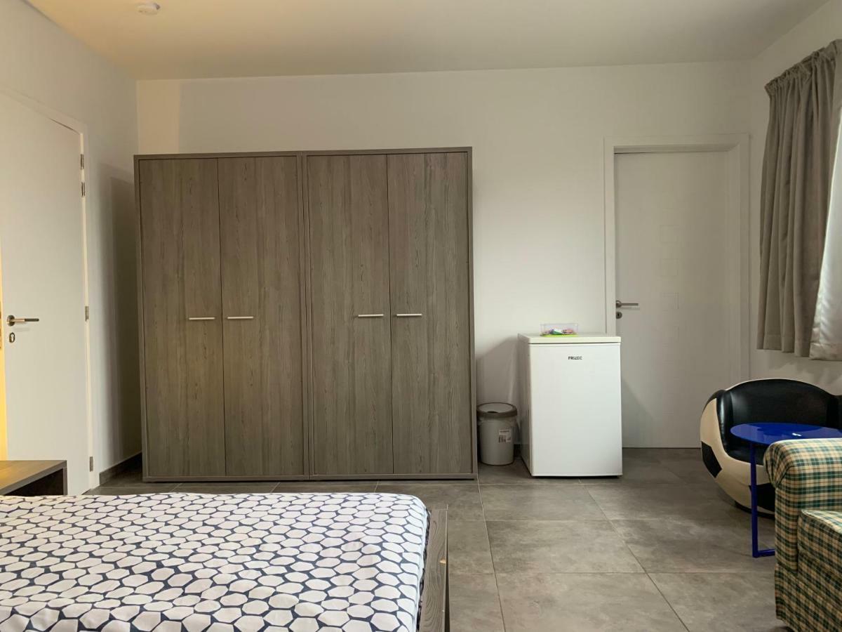 Residence La Floraison Anderlecht エクステリア 写真
